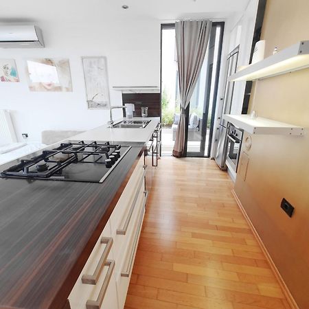 Bella Vista Lux Apartment With Private Terace โคเปร์ ภายนอก รูปภาพ