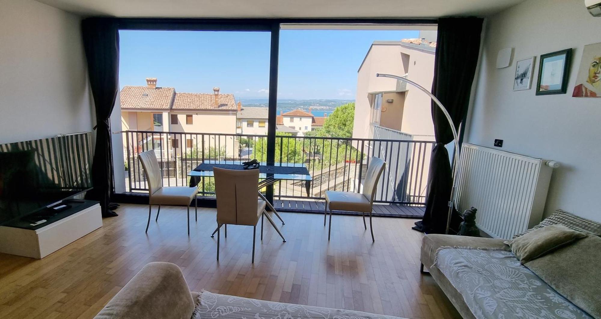 Bella Vista Lux Apartment With Private Terace โคเปร์ ภายนอก รูปภาพ